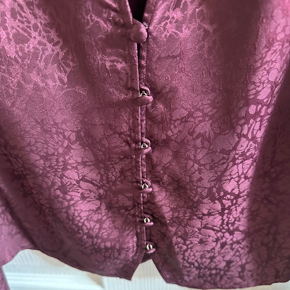 Aritzia blouse - Picture 8 of 9